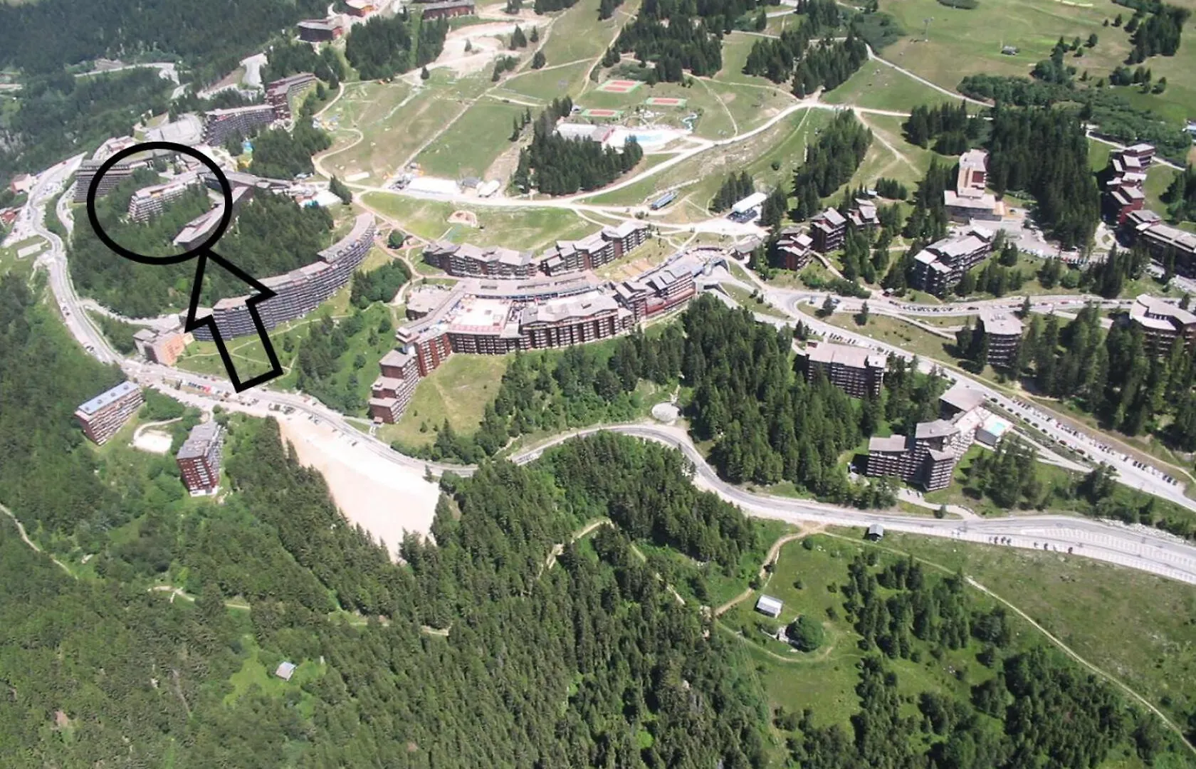Apartment Residence Miravidi - Studio 4 Personnes, Proche Des Pistes Et Des Commerces, Au Coeur Du Village Du Charvet A Arc 1800 Mae-1959 Les Arcs  France
